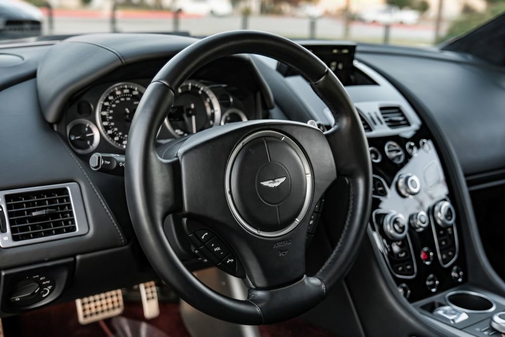 Used 2016 Aston Martin Rapide S image 14