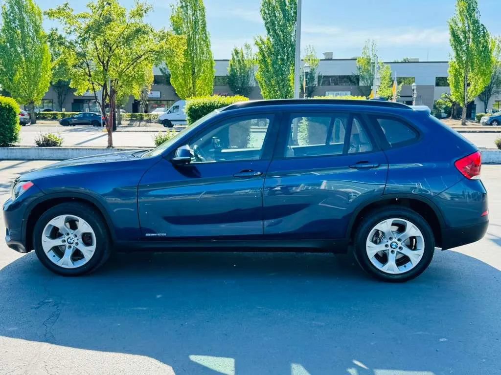 Used 2014 BMW X1 sDrive28i RWD image 2
