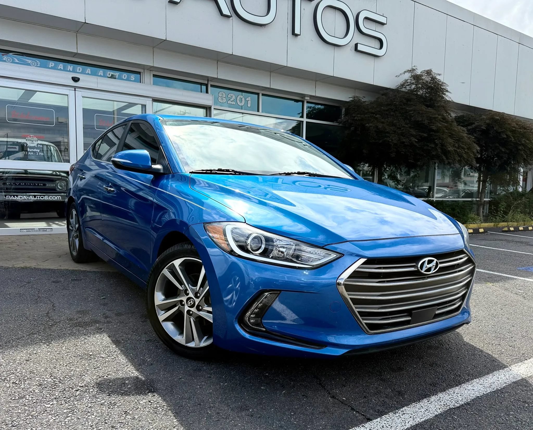 Used 2017 Hyundai Elantra Limited w/ Limited Ultimate Package 05