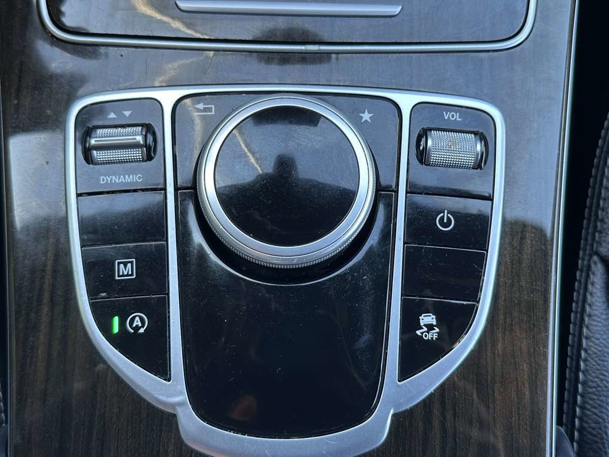 Used 2017 Mercedes-Benz GLC 300 image 29