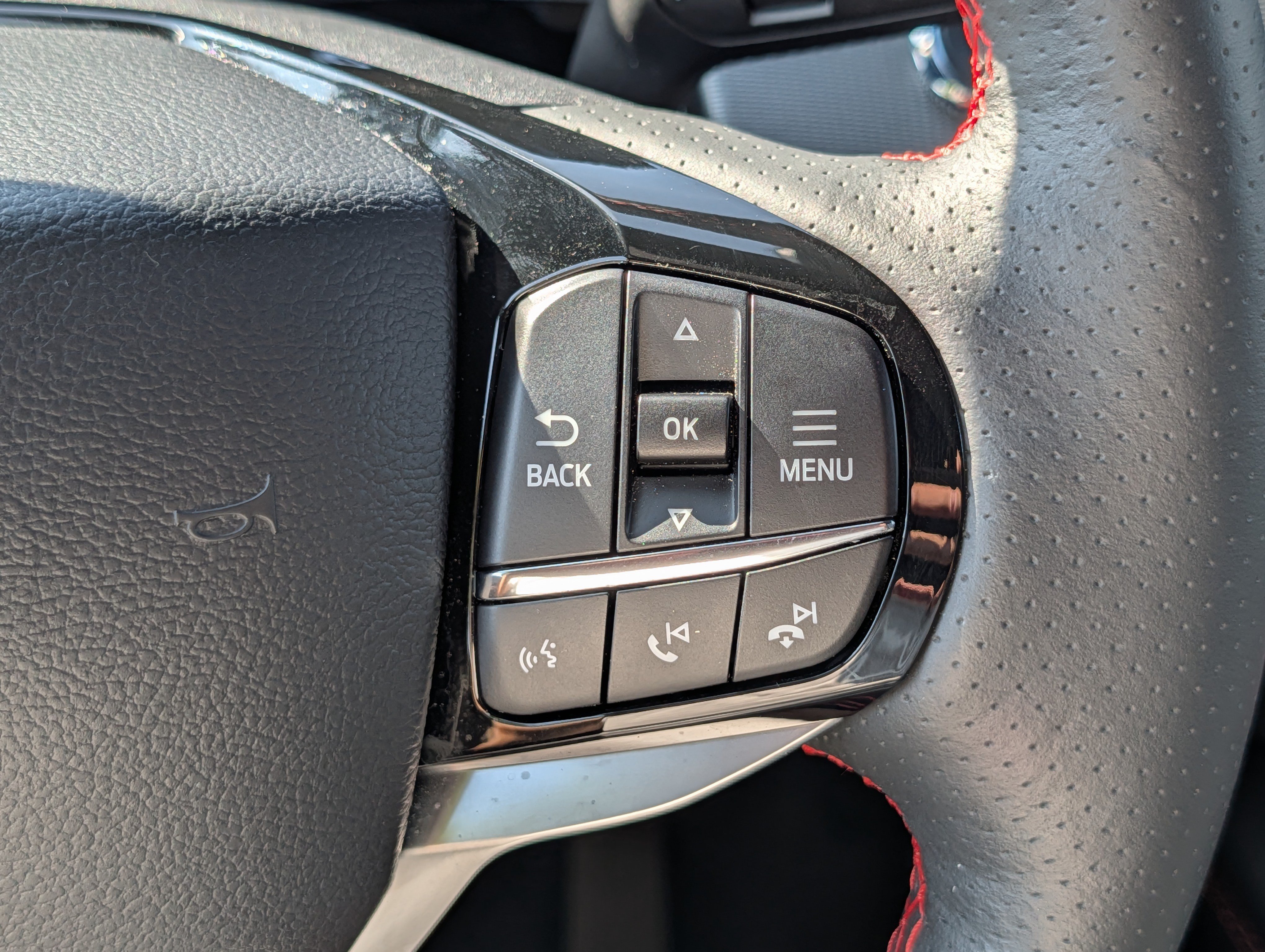 Used 2026 Ford Explorer ST-Line AWD/4WD image 30