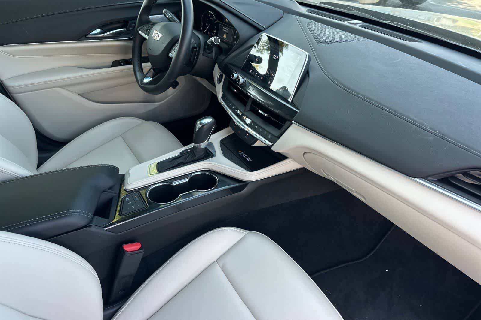 Used 2025 Cadillac CT4 Luxury w/ Sun And Sound Package RWD image 18