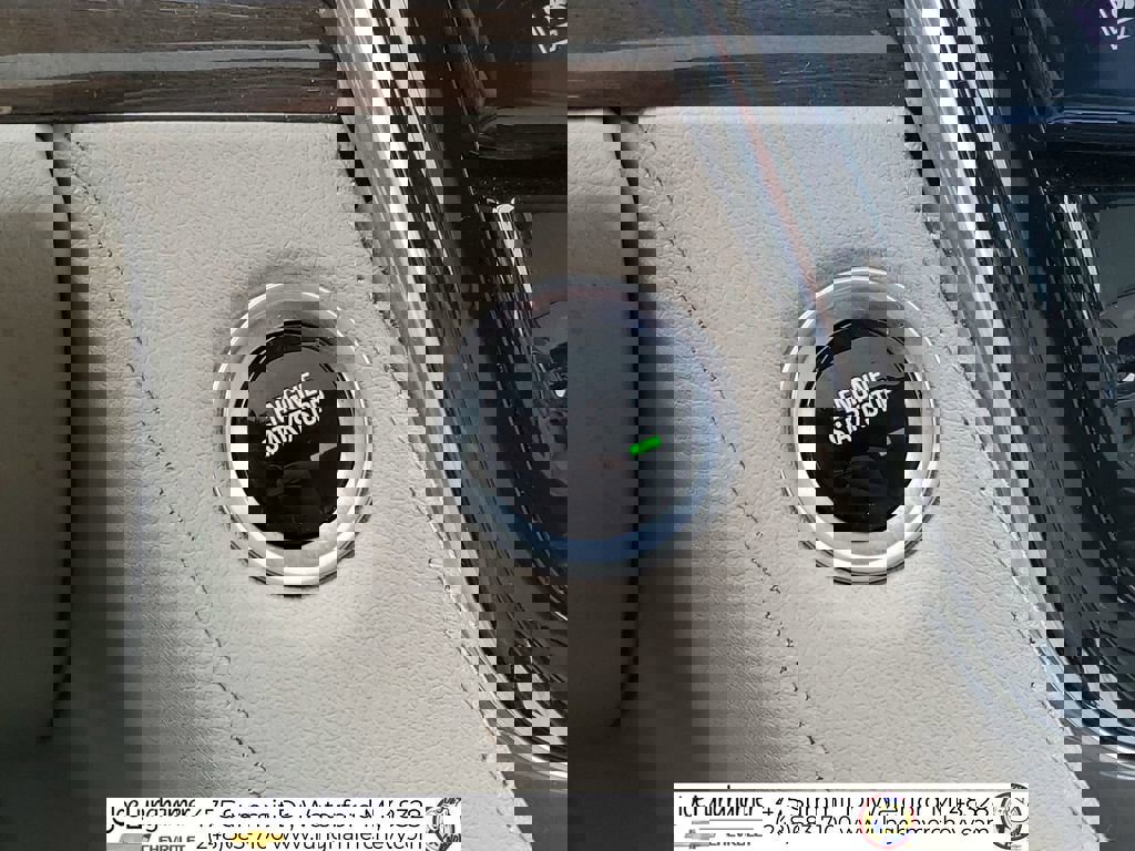 Used 2020 Cadillac Escalade Luxury image 18