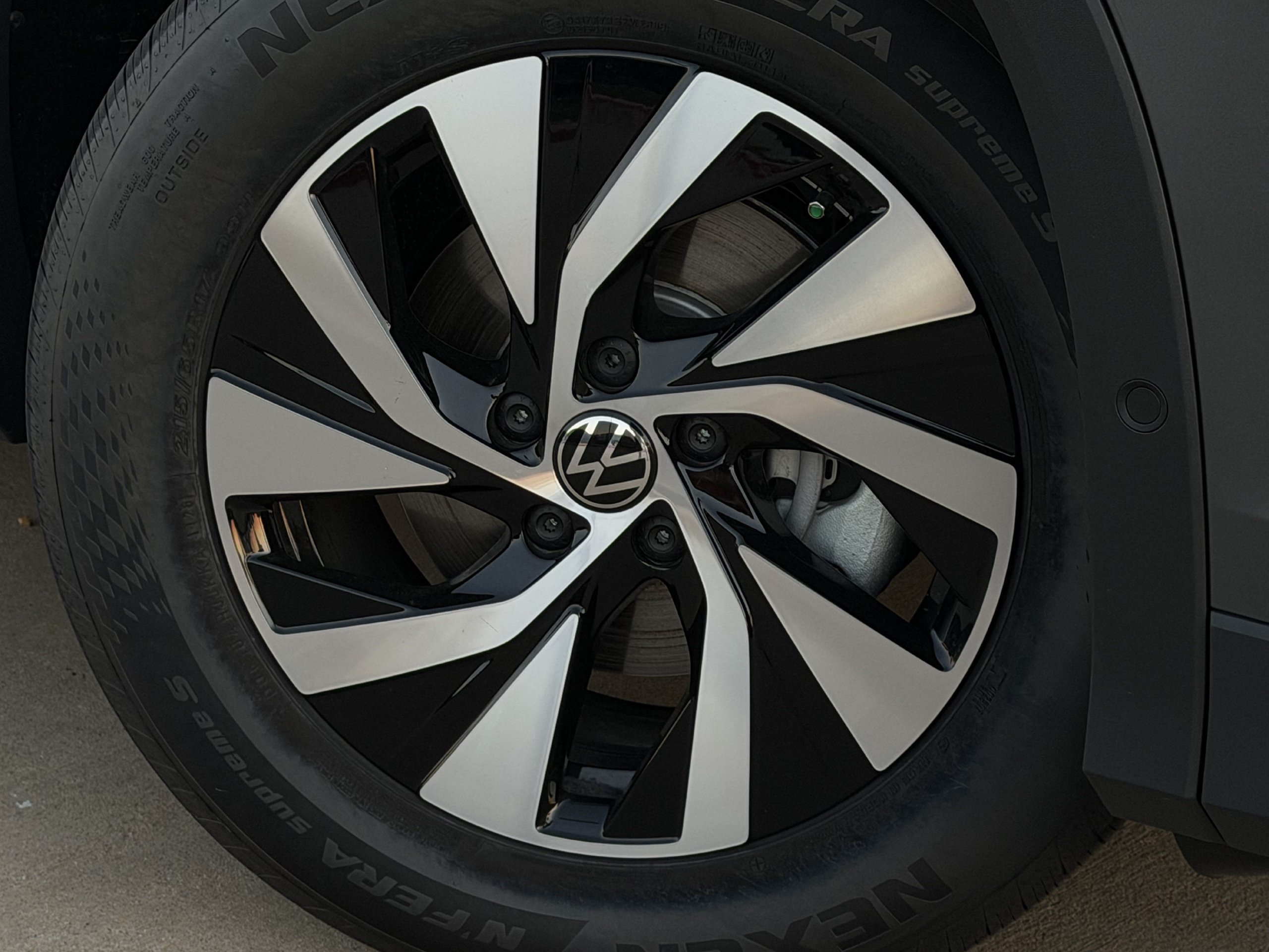 New 2026 Volkswagen Tiguan S FWD image 11