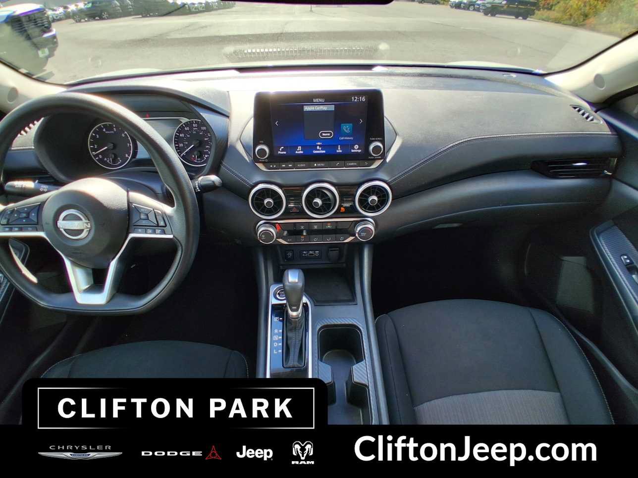 Used 2024 Nissan Sentra SV FWD image 17