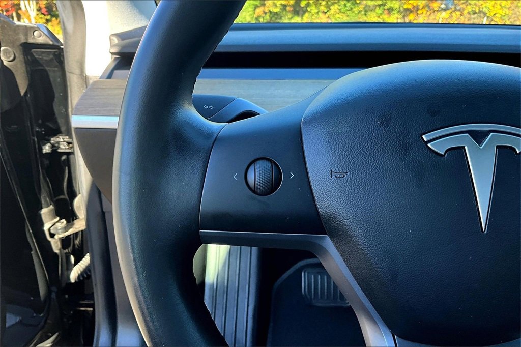 Used 2019 Tesla Model 3 Long Range image 10
