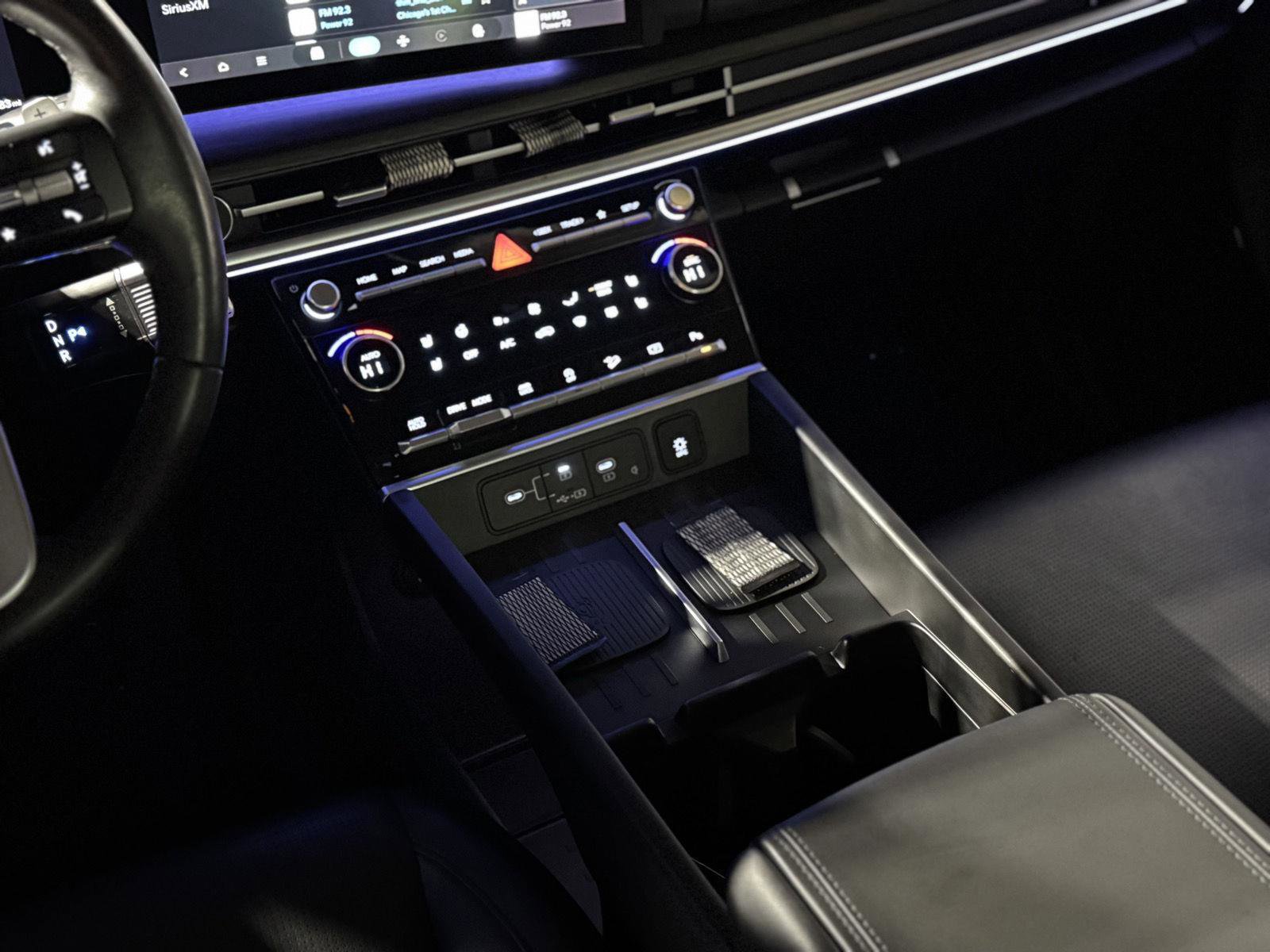 Used 2024 Hyundai Santa Fe Limited image 39