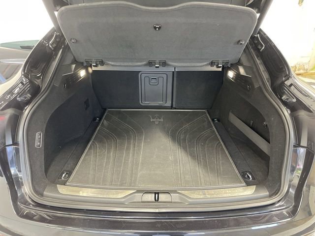 Used 2022 Maserati Levante Modena S image 25