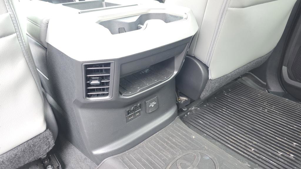 Used 2022 Toyota Tundra Limited image 17