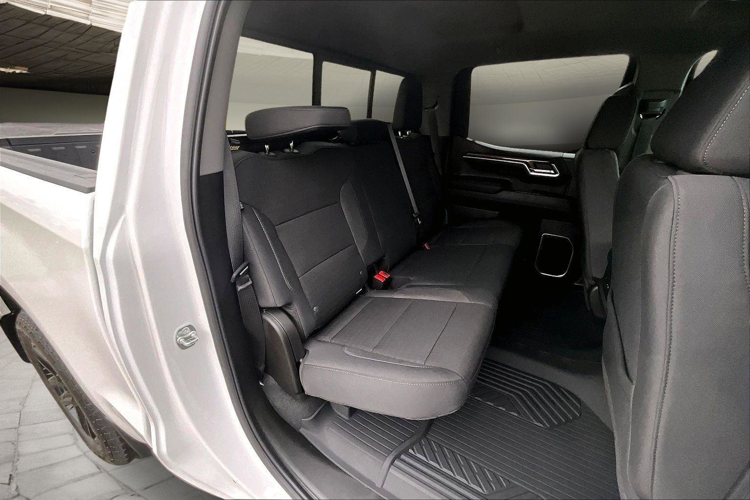 New 2026 Chevrolet Silverado 1500 RST image 9