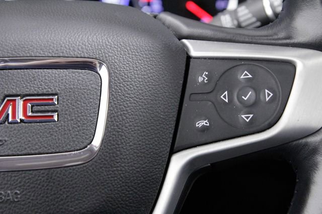 Used 2020 GMC Acadia SLT w/ Driver Alert Package II image 27