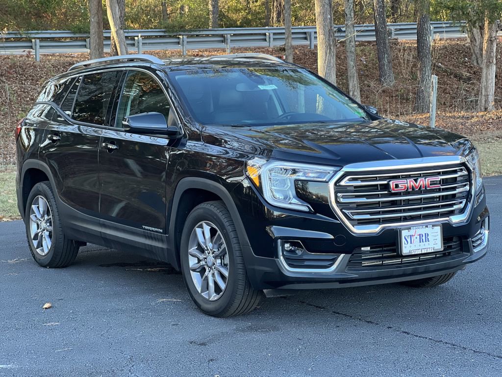 Used 2024 GMC Terrain SLT