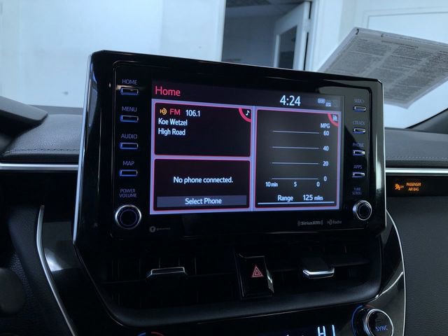 Certified 2022 Toyota Corolla XSE image 28