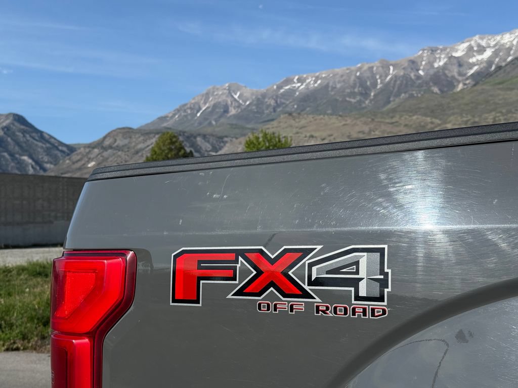 Used 2018 Ford F150 Lariat w/ Equipment Group 502A Luxury AWD/4WD image 16