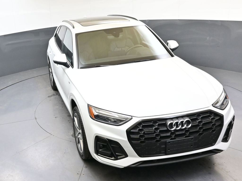 Certified 2025 Audi Q5 2.0T Premium w/ Convenience Plus Package image 54