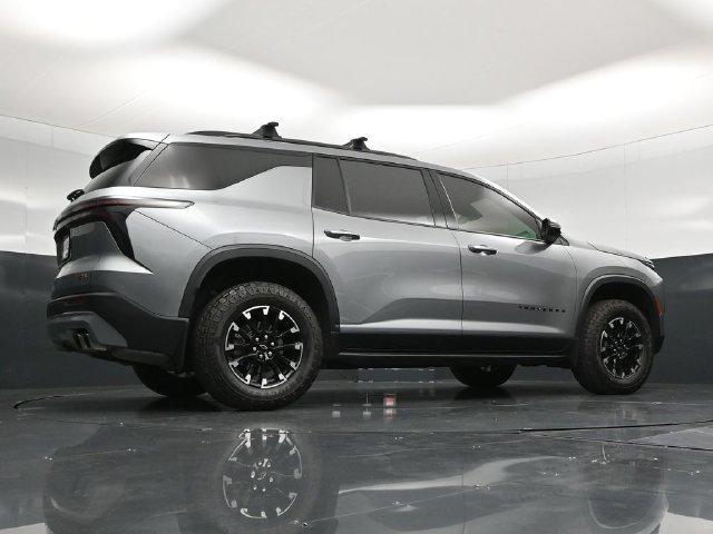 Used 2025 Chevrolet Traverse Z71 w/ Driver Confidence Package AWD/4WD image 62