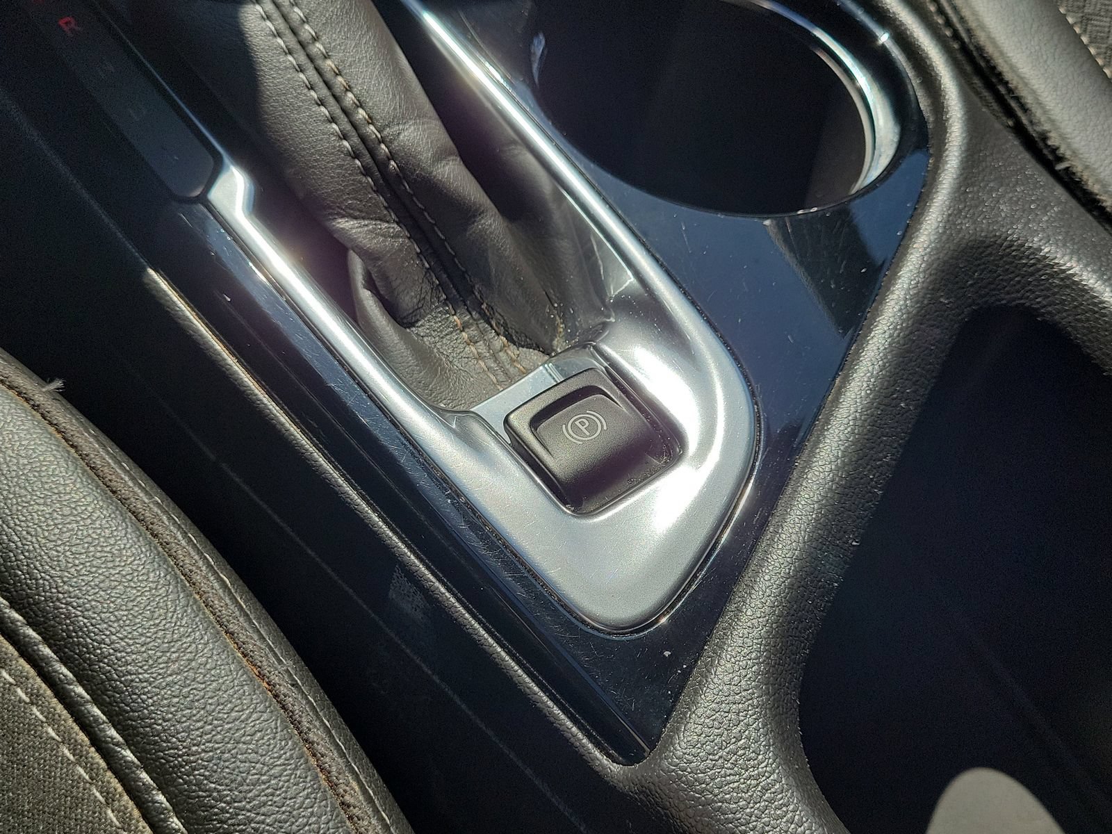 Used 2020 Buick Encore GX Select FWD image 28