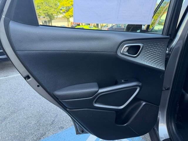 Used 2024 Kia Soul LX w/ Option Group 015 FWD image 12