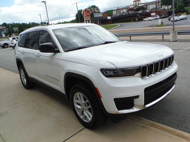 Used 2023 Jeep Grand Cherokee L Laredo AWD/4WD image 10