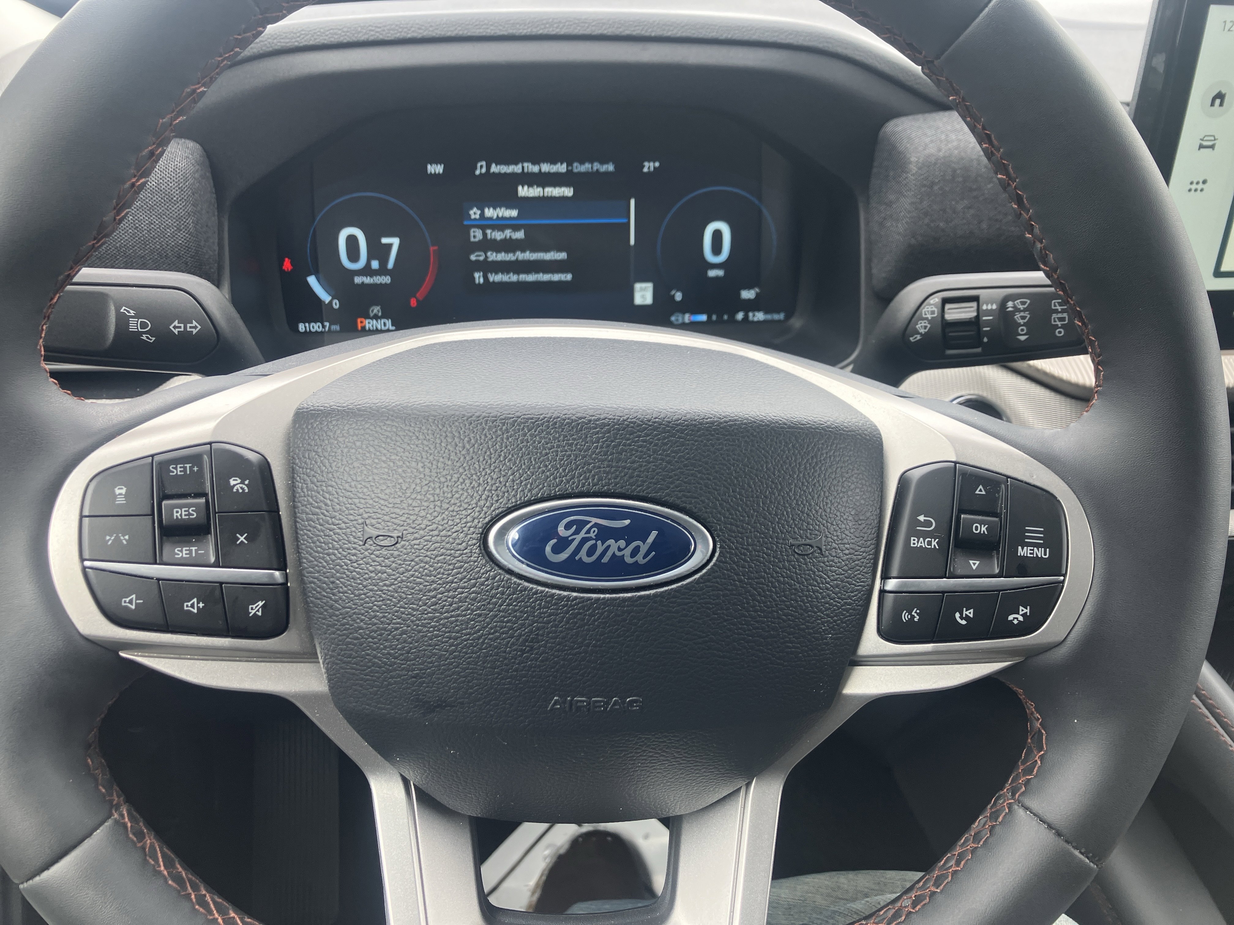 Used 2025 Ford Explorer Active image 24