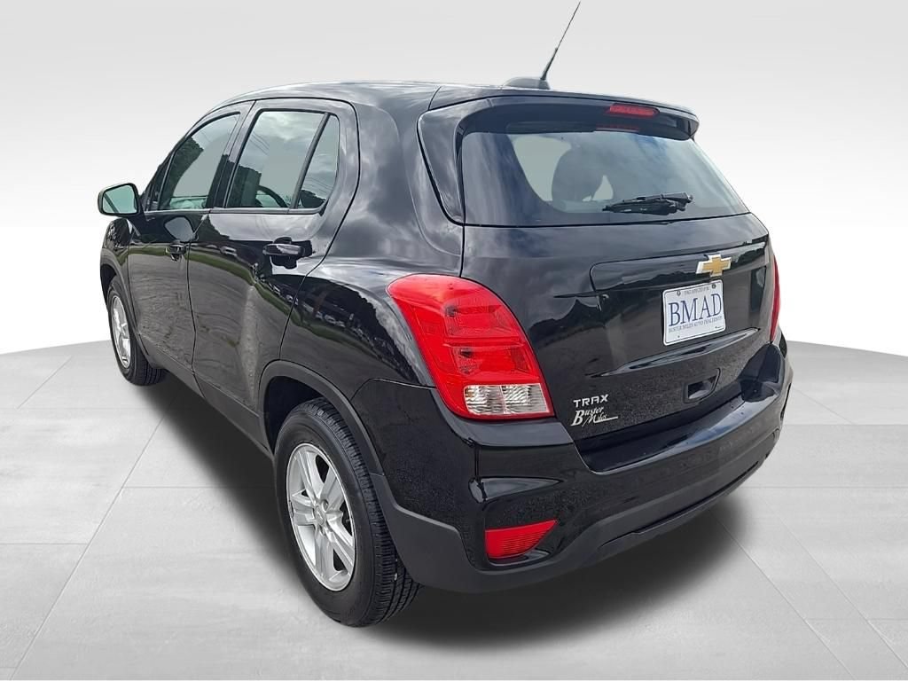 Used 2020 Chevrolet Trax LS FWD image 11