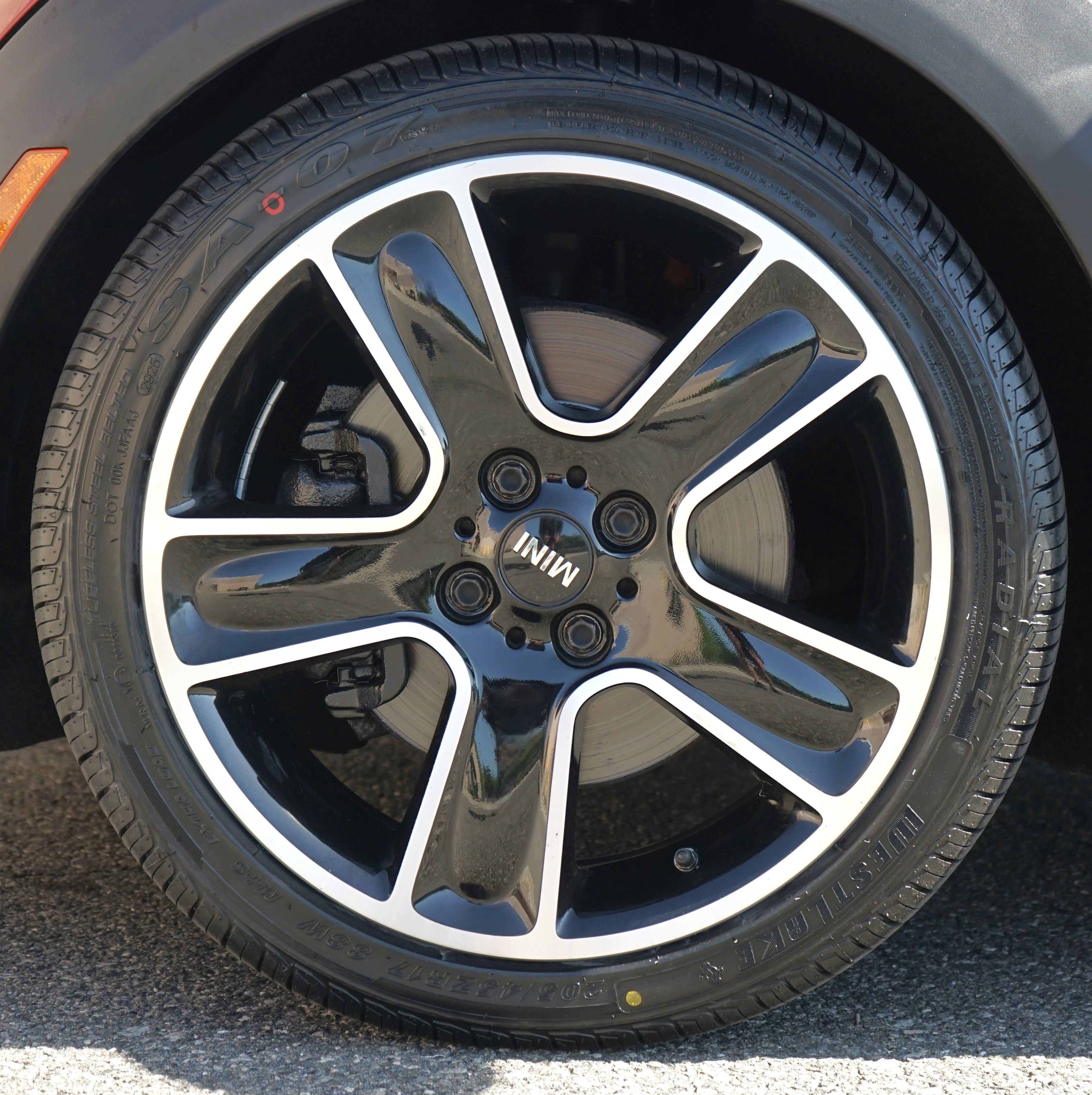 Used 2014 MINI Cooper Clubman S FWD image 39