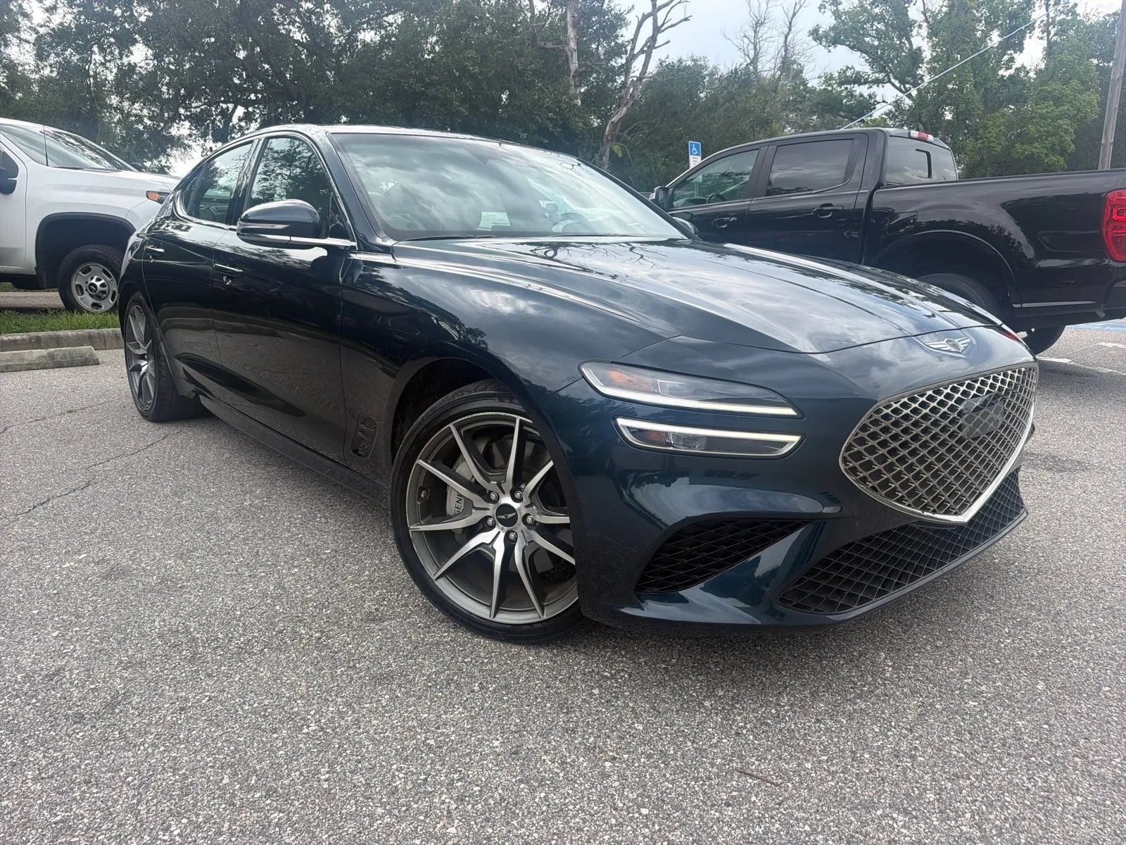 Used 2025 Genesis G70 2.5T RWD image 6