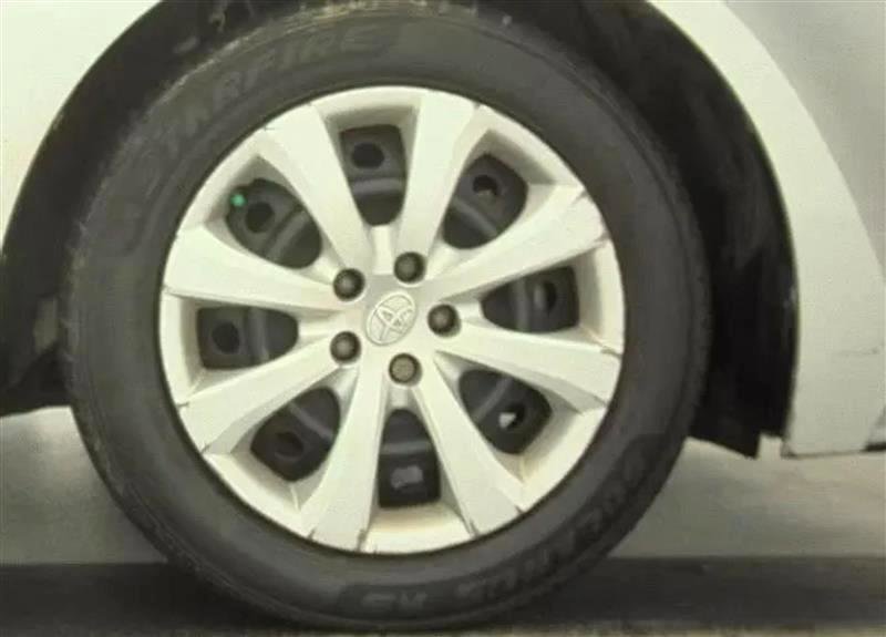 Used 2021 Toyota Corolla LE FWD image 4