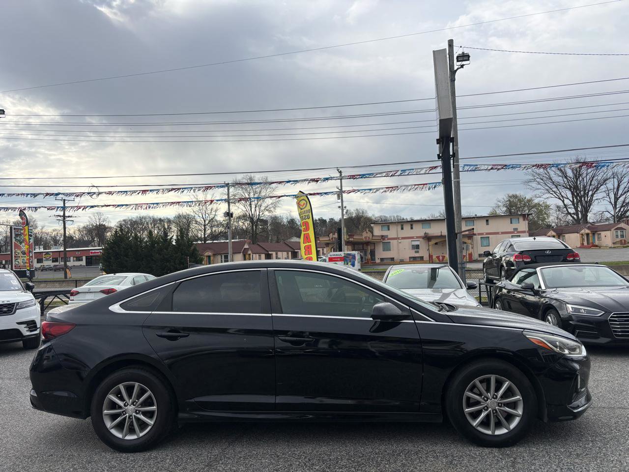 Used 2018 Hyundai Sonata SE w/ Cargo Package FWD image 7