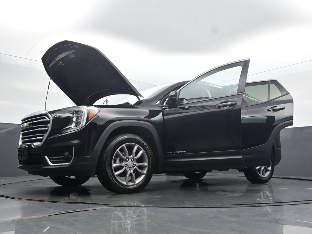 Used 2024 GMC Terrain SLT AWD/4WD image 57