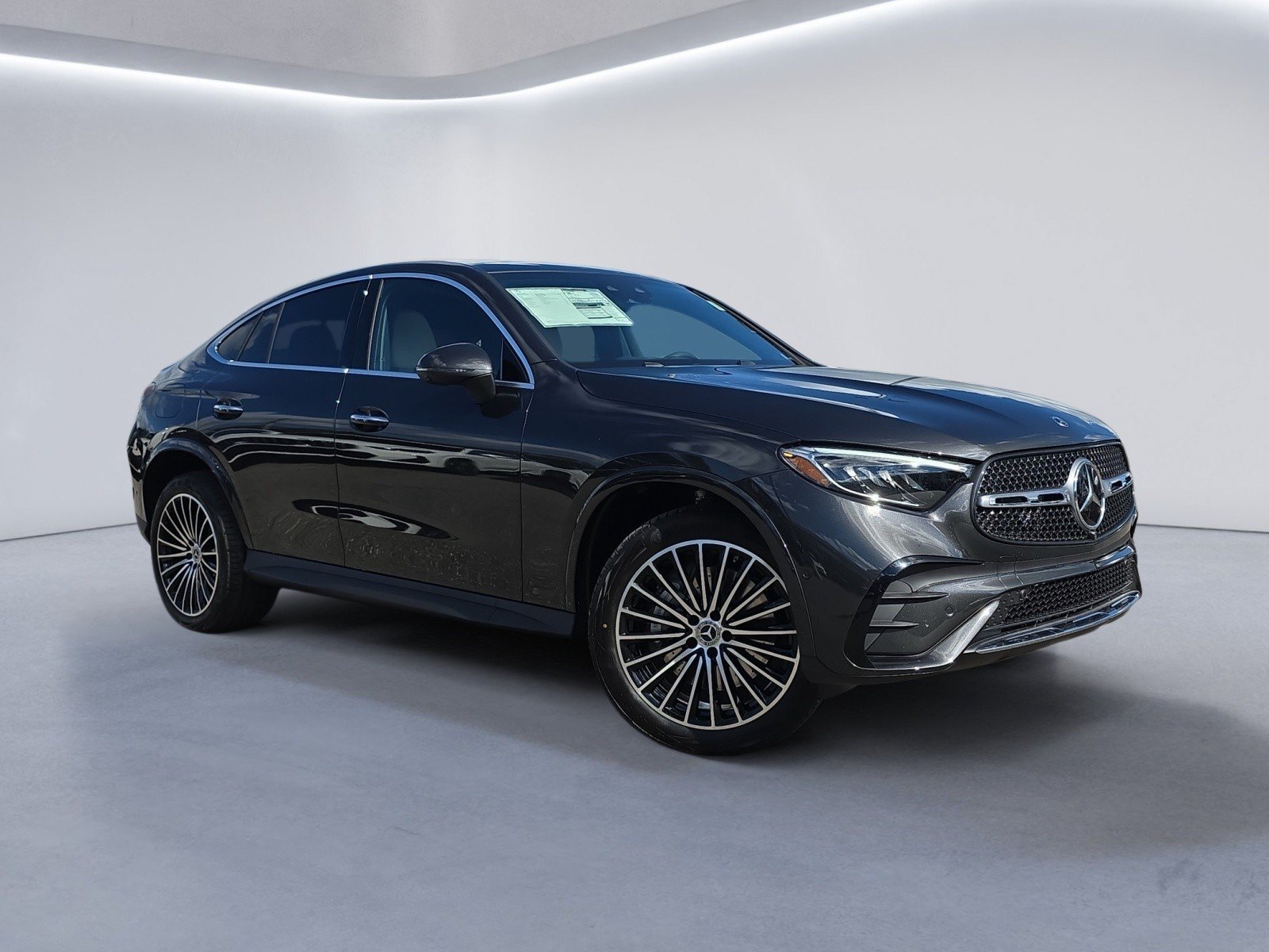 New 2027 Mercedes-Benz GLC 300 4MATIC image 2