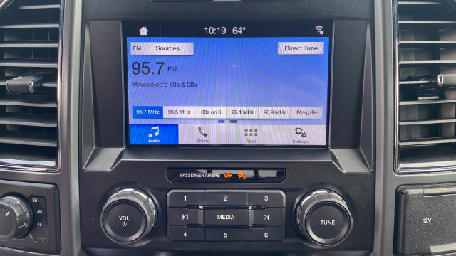 Used 2019 Ford F150 XLT w/ Equipment Group 302A Luxury AWD/4WD image 14