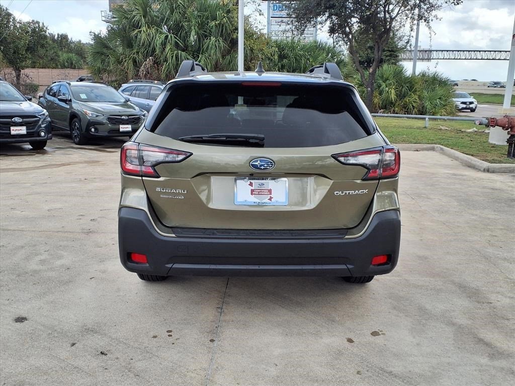 Used 2025 Subaru Outback Premium image 22