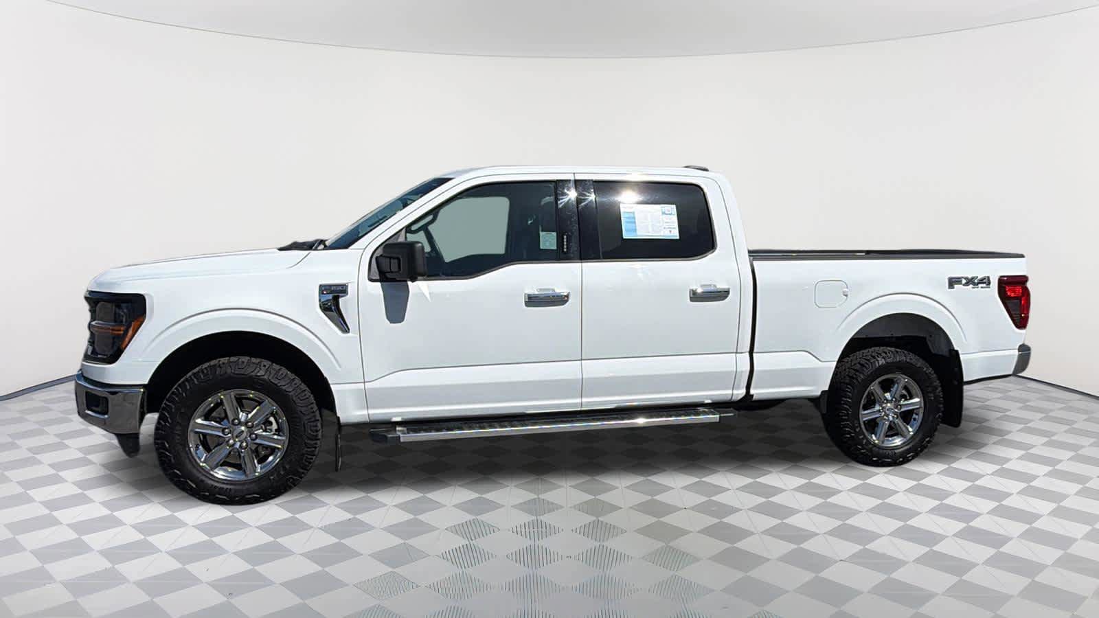 Used 2024 Ford F150 XLT w/ FX4 Off-Road Package AWD/4WD image 8