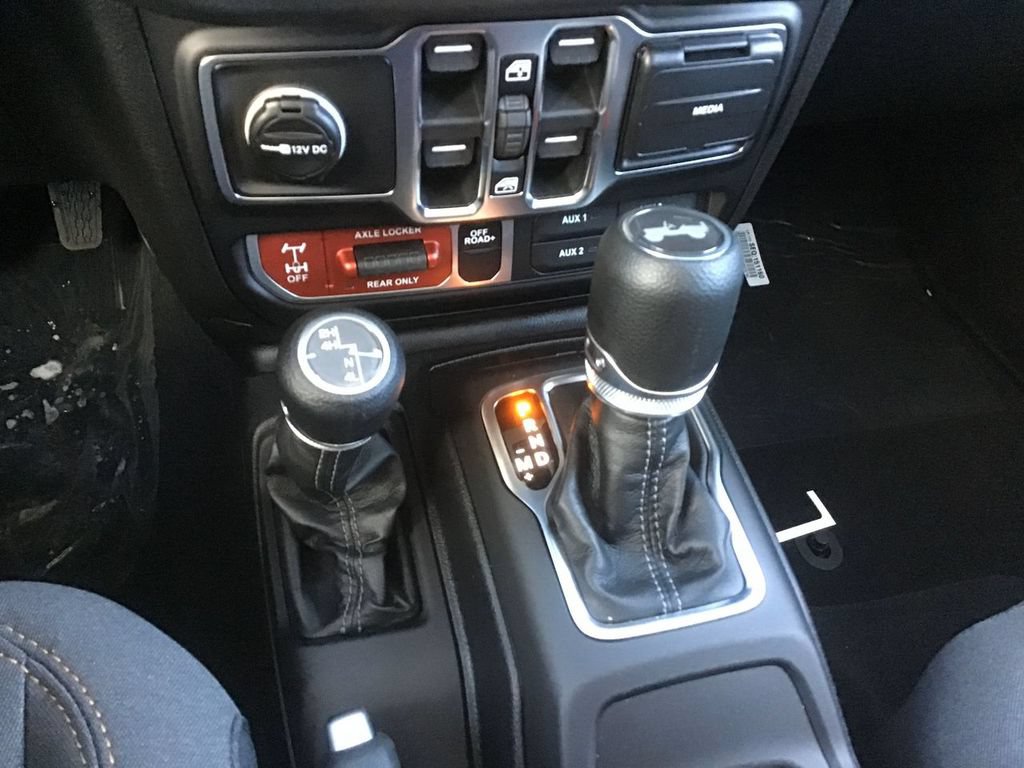 New 2026 Jeep Wrangler Unlimited Sport AWD/4WD image 15