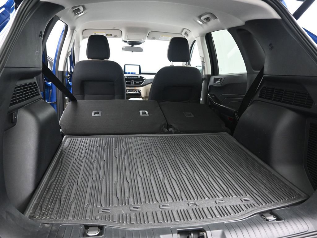 Used 2022 Ford Escape SE w/ Convenience Package FWD image 24