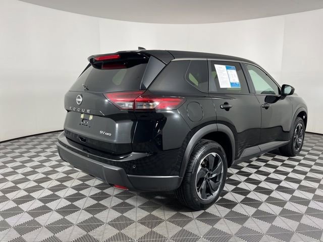 Used 2024 Nissan Rogue SV image 11