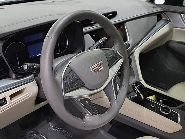 Used 2024 Cadillac XT5 Premium Luxury image 14