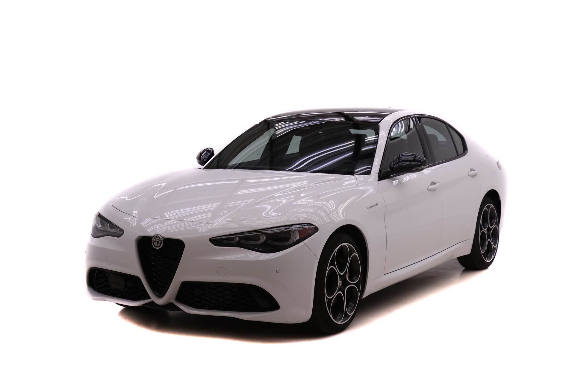 New 2025 Alfa Romeo Giulia AWD