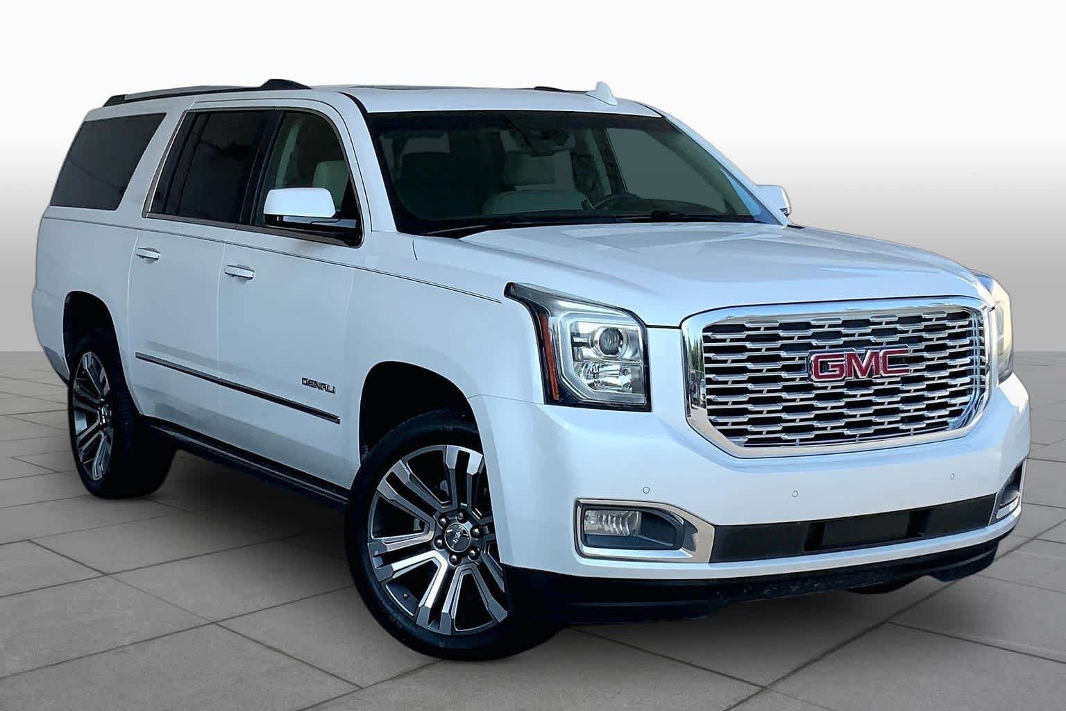 Used 2019 GMC Yukon XL Denali w/ Denali Ultimate Package RWD image 3