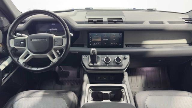 Used 2021 Land Rover Defender 110 X-Dynamic SE AWD/4WD image 20