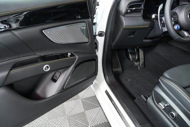 New 2026 Maserati Grecale Modena image 8