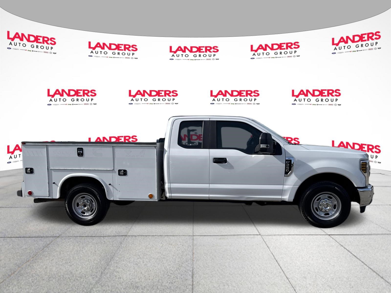 Used 2019 Ford F250 XL w/ XL Value Package image 2