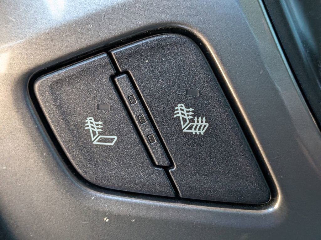 Used 2019 Chevrolet Silverado 1500 LT w/ All Star Edition image 21