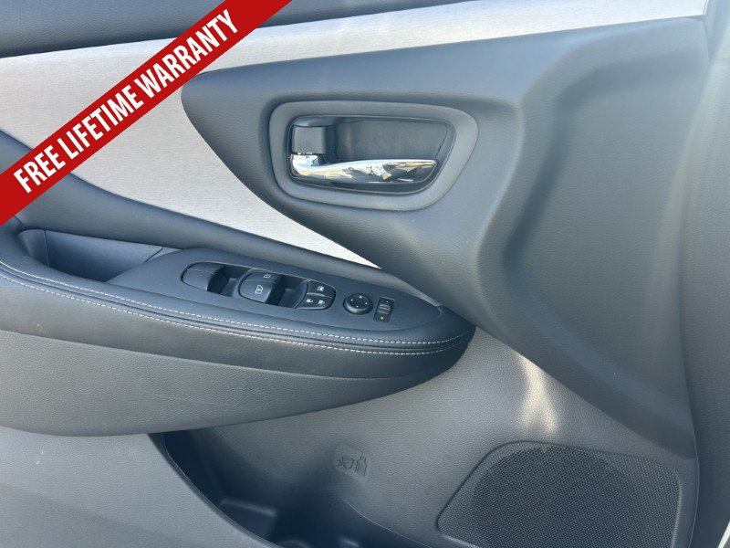 Certified 2024 Nissan Murano SV w/ SV Midnight Edition Package AWD/4WD image 23