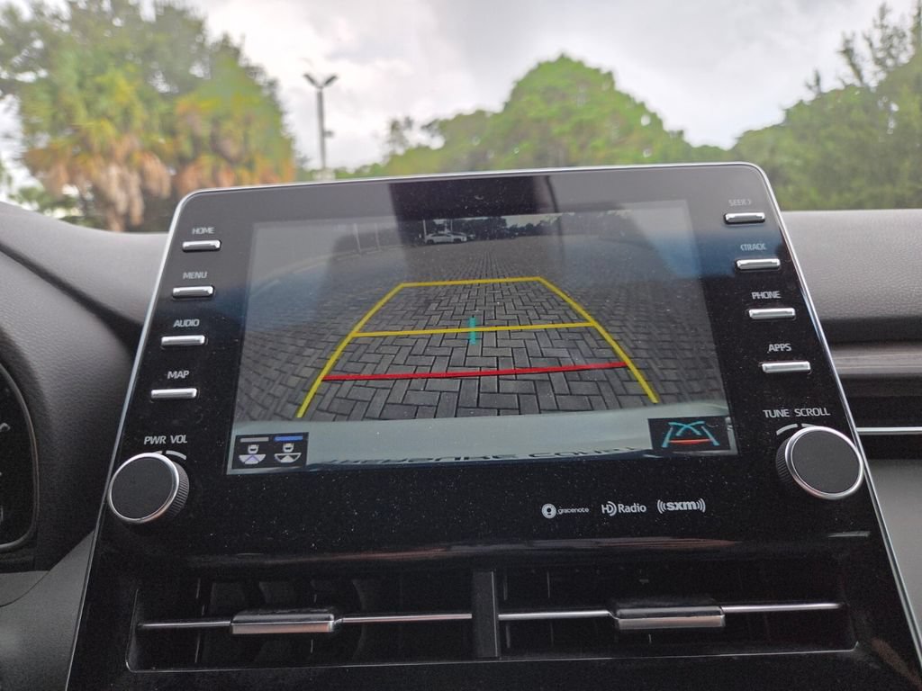 Certified 2021 Toyota Avalon XLE FWD image 32