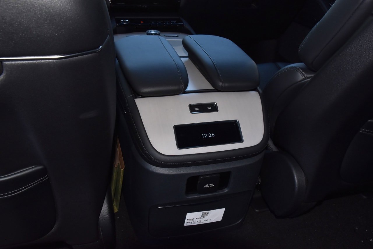 New 2025 Lincoln Navigator Reserve w/ Jet Appearance Package image 26