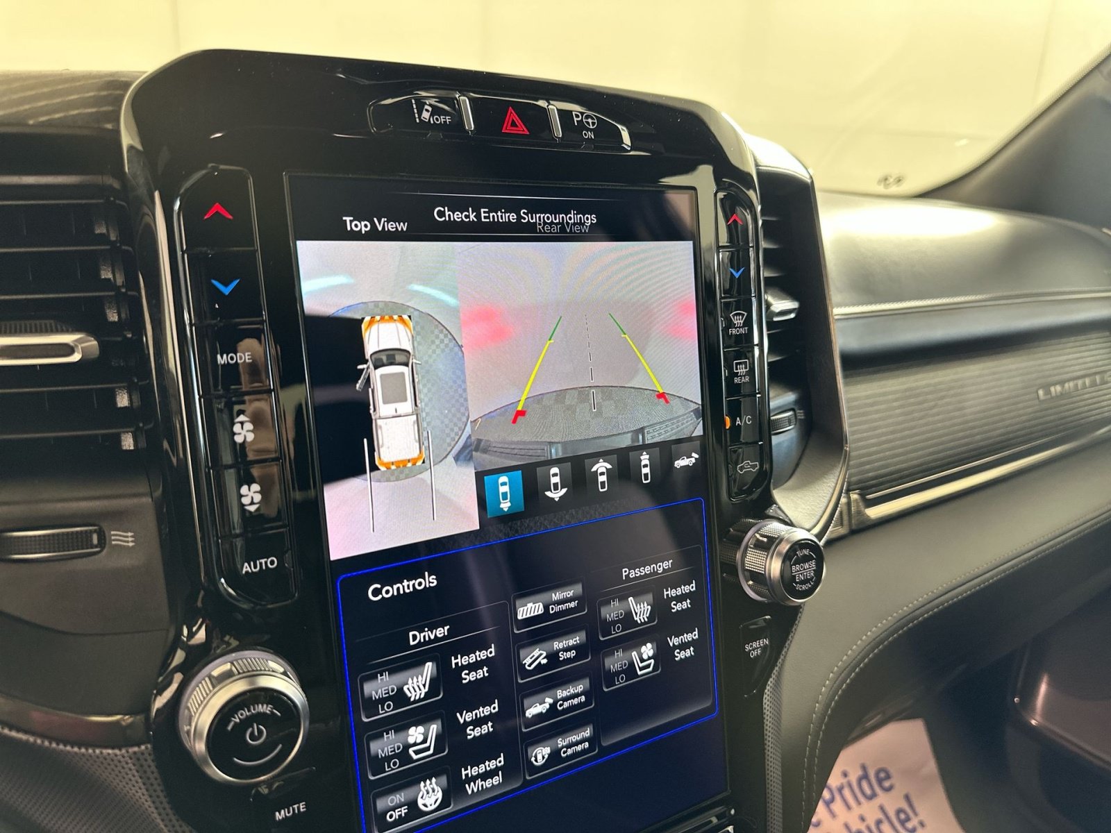Used 2020 RAM 1500 Limited w/ Black Appearance Package AWD/4WD image 19