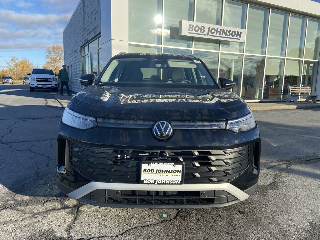 New 2026 Volkswagen Tiguan S image 2