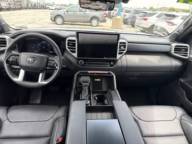 Used 2024 Toyota Sequoia Platinum AWD/4WD image 24